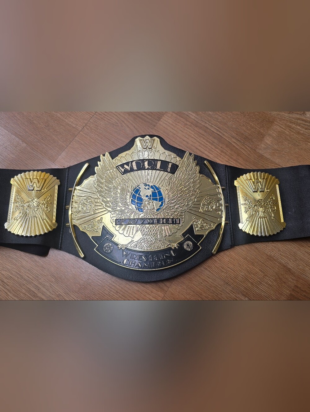 WWE KIDS WRESTLING WINGED EAGLE WORLD HEAVYWEIGHT CHAMPION BELT MATTEL